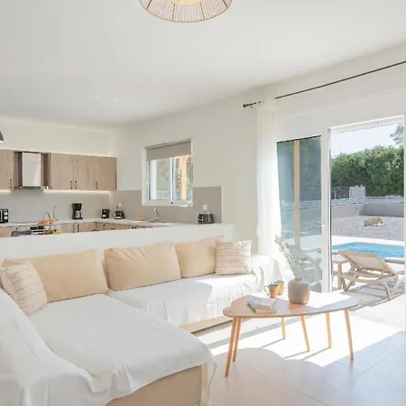 Ferienhaus Mit Privatpool Fuer 6 Personen Ca 137 Qm In Pastida, Dodekanes Rhodos Ialysos (Rhodes)